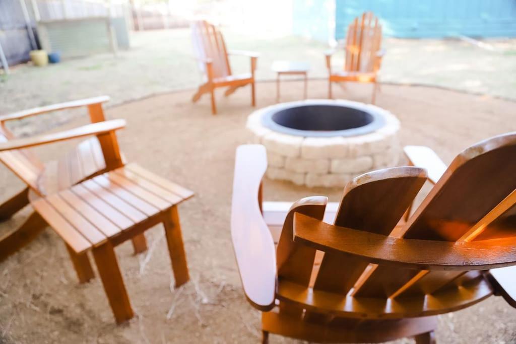 The Little Getaway-Sleeps 4, Firepit, Pet Friendly Villa Pottsboro Exterior foto