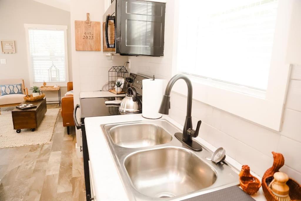 The Little Getaway-Sleeps 4, Firepit, Pet Friendly Villa Pottsboro Exterior foto